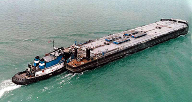 Tug_Boat_And_Barge_300ft_2002_2005